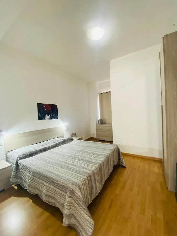 מוראברה Green Gallery Hotel And Restaurant 0*,  איטליה