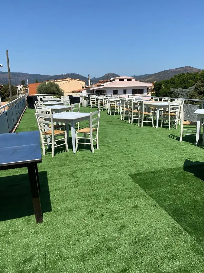 Green Gallery Hotel And Restaurant Muravera Italia